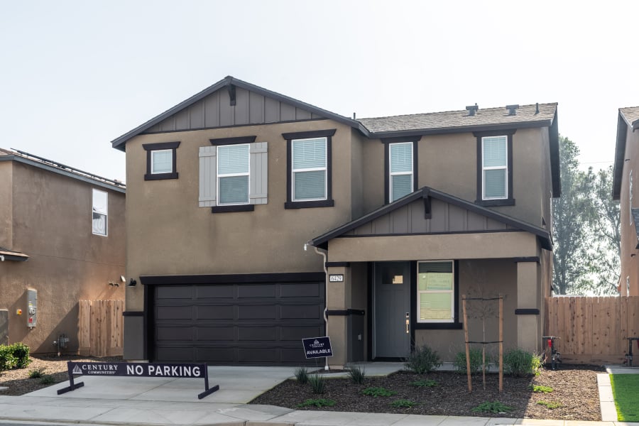 0048 6429 W Austin Way